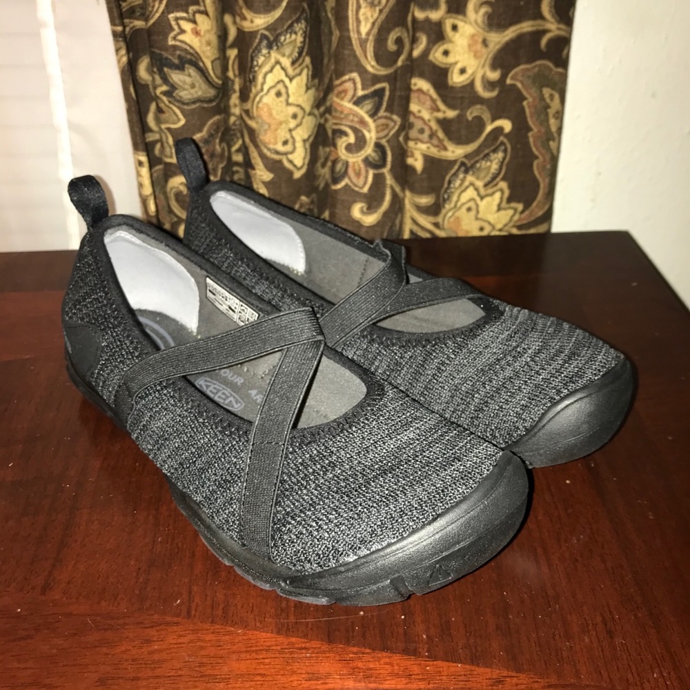 KEEN Women’s shoes